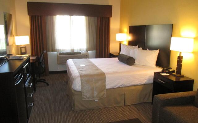 Best Western Plus The Four Corners Inn