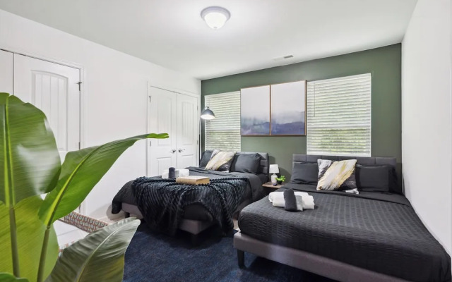 King 3BR Townhouse Mins to Cary NC State