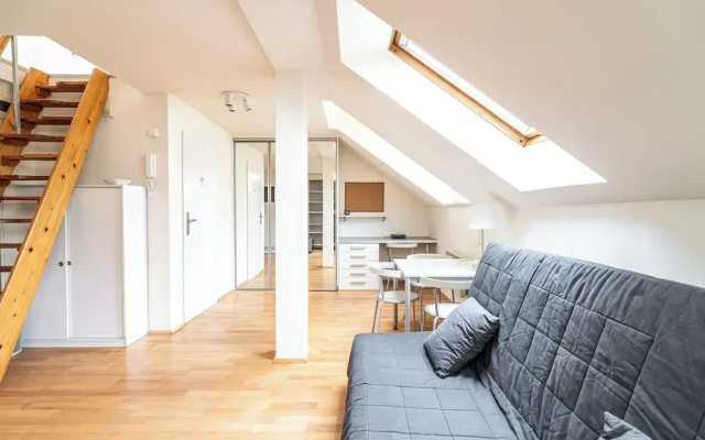 RentPlanet - Apartament Garbarska