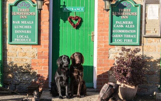 Three Horseshoes Inn
