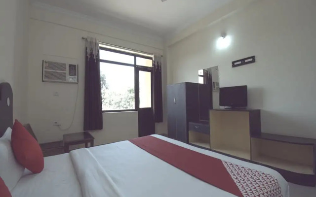 OYO 22799 Devi Mahal