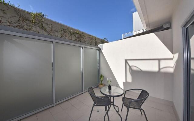 Modern Apartment in Perth City 1703