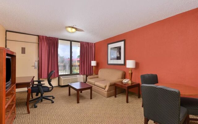 Frontier Inn North