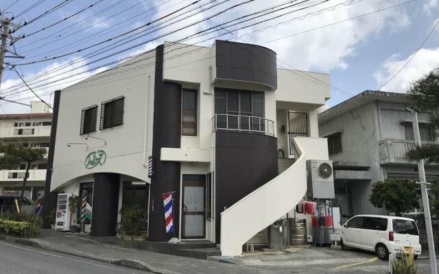 Cozy House In Urasoe