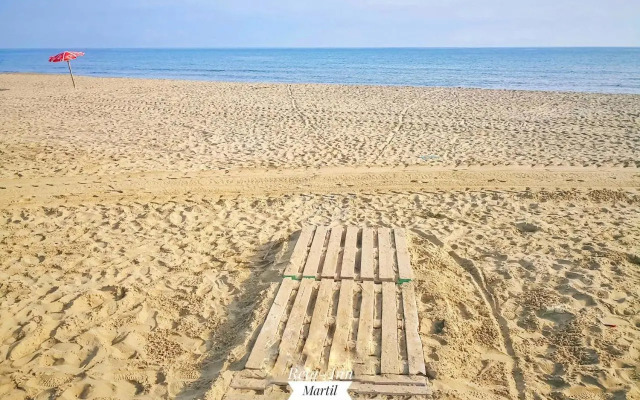 Reta-Inn Martil Beach