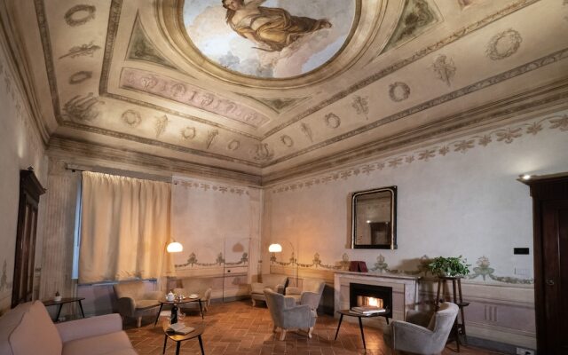 Delcorto Suites