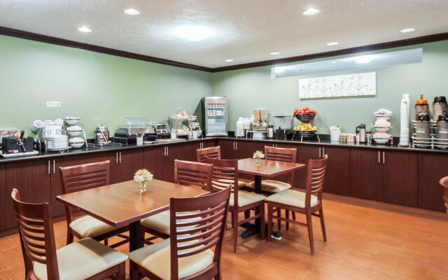 Sleep Inn & Suites