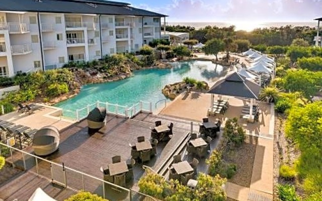 Salt 1brm apartment with Spa bath and Ocean views