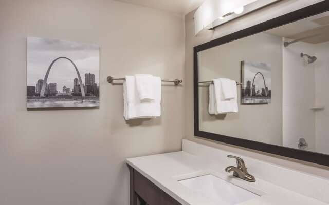 La Quinta Inn & Suites by Wyndham Festus - St. Louis South