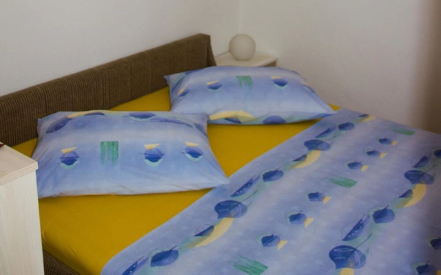 Marija - Beautiful Location Close to the sea - H