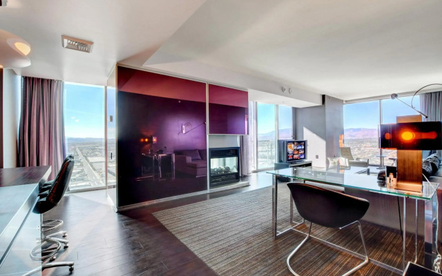 Palms Place