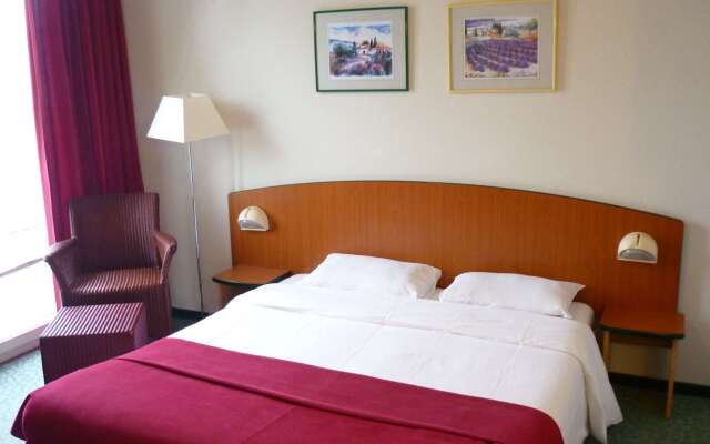 Appart'Hotel Victoria Garden Pau