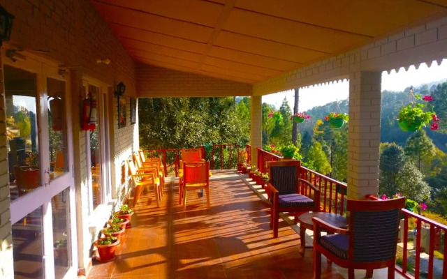 Majkhali woods, Ranikhet, by Himalayan Eco Lodges