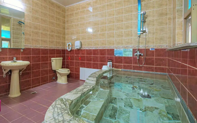 Sandia Hot Spring Hotel