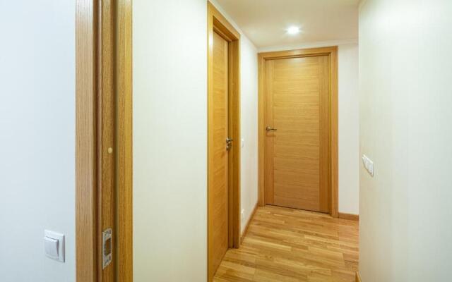 Riga Embassy center Apartment with parking