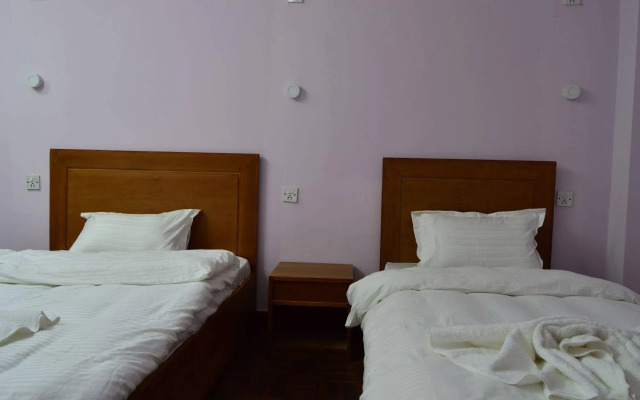 Famous House Kathmandu - Hostel