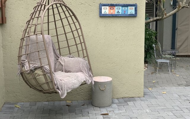 Birds Babble Self Catering Guest House