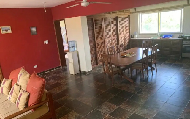 Immaculate 6-bed Penthouse Apartment in Mombasa