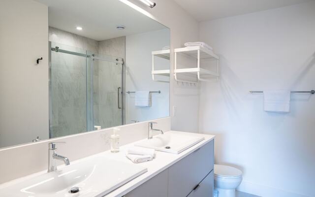 Sea Eagles Landing by Revelstoke Vacations