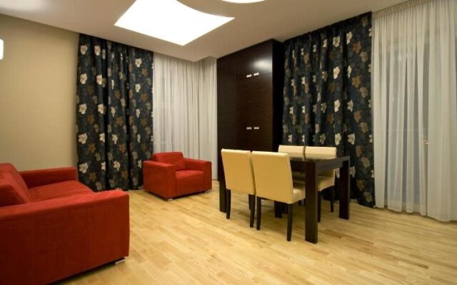 Hotel Platinum