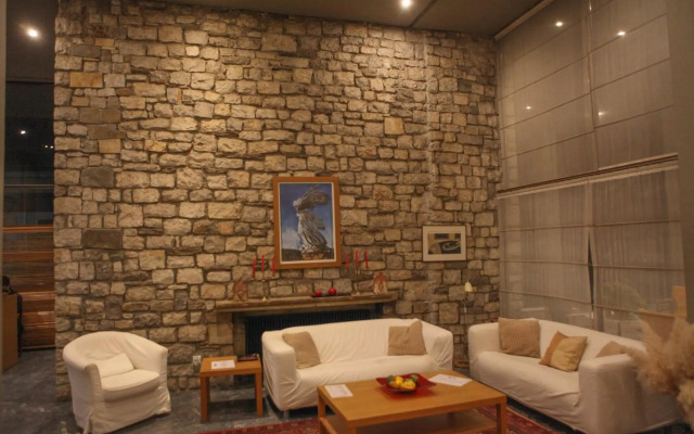 Dioscouri Hotel