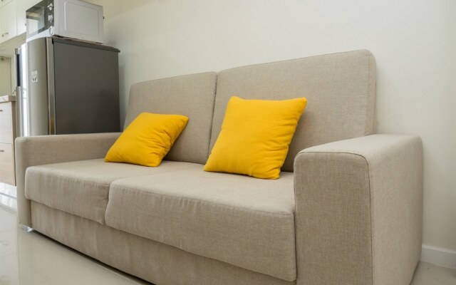 Trendy 1BR Apartment at Parahyangan Residence