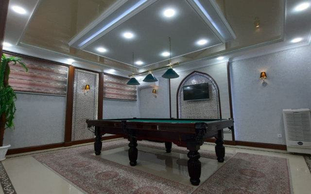 Zarafshan Grand Hotel In Navai