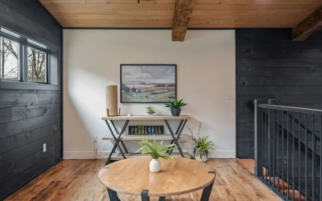 Game Room-hot Tub-10 Mins to Downtown Gatlinburg