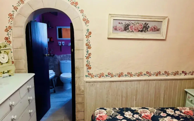 Pinoso/ubeda House With 6 Bedrooms