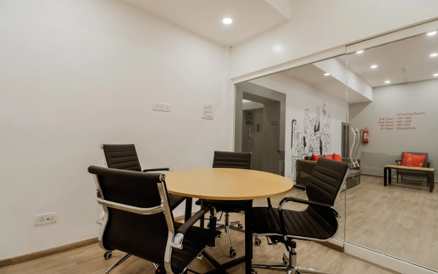 OYO Townhouse 155 Hotel Satya