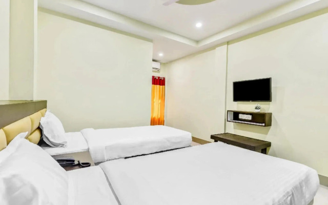 Capital O 85514 Kalpana Hotel