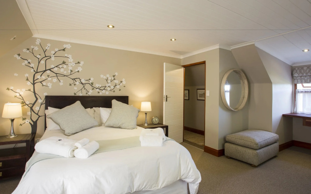 The Browns' Luxury Guest Suites