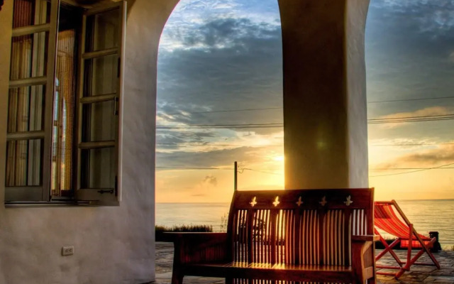 Ocean Seal Inn & Bistro