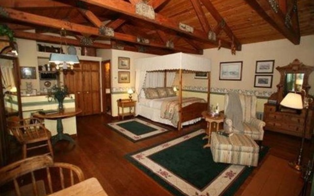 North Coast Country Inn