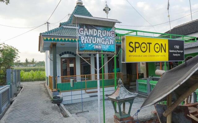 Gandrung Payungan Inn