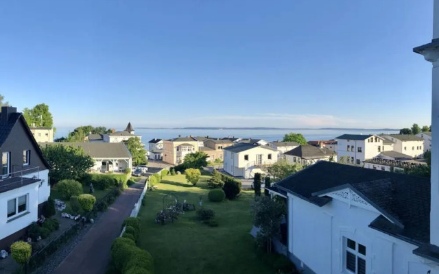 Sea View and Design Comfortable Vacation Home