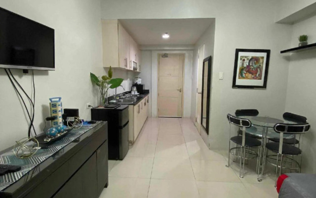 Sea Residences Antonio’s Staycation