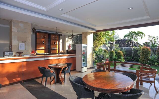 Airy Kuta Utara Pantai Batu Bolong 56 Canggu Bali