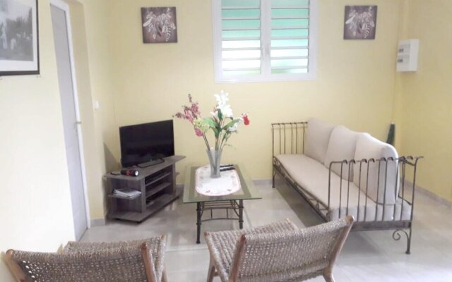 Apartment With 2 Bedrooms In Fort De France With Furnished Garden And Wifi 5 Km From The Beach