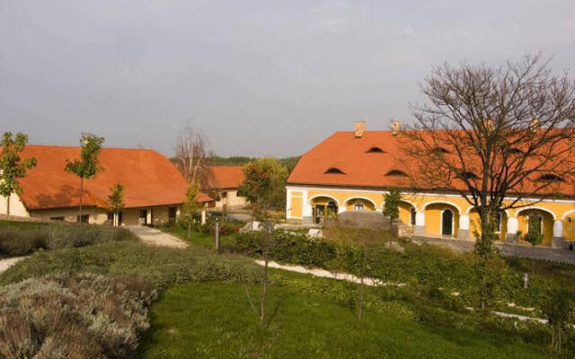 Jankovich Kúria Wellness Hotel