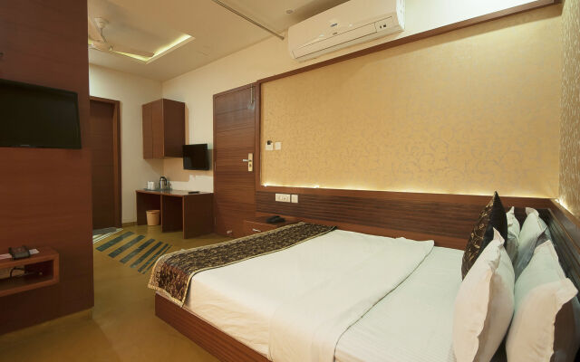 Uddhav Vilas Hotel