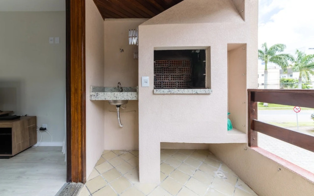 Apto reformado, perto do mar e centrinho JBA104