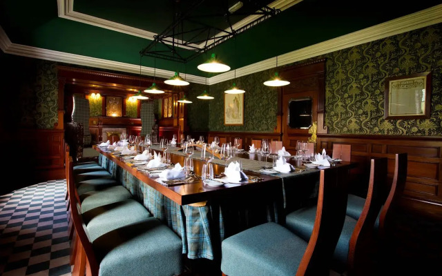 Skeabost Hotel