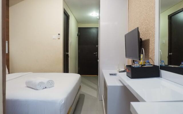 Compact Studio Room at Tamansari Papilio Apartment