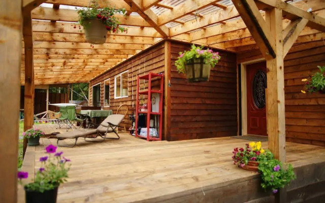 Wild Alaska Inn