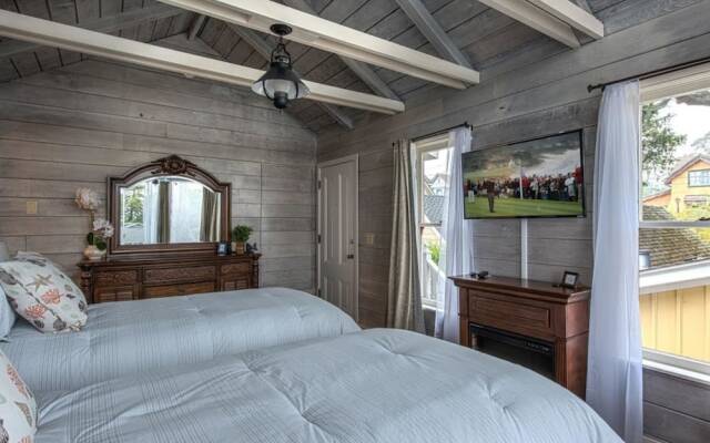 3749 Victorian Sanctuary by the Sea