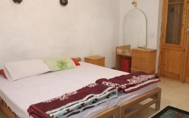 Adad Noubian House