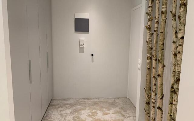 Renovated apartment in Kifissia Center near Metro G25
