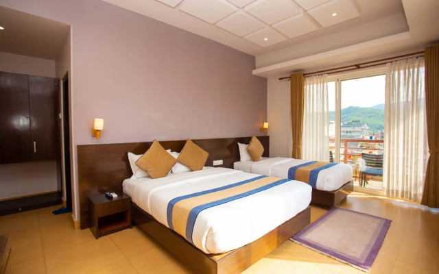 Hotel Lake Paradise