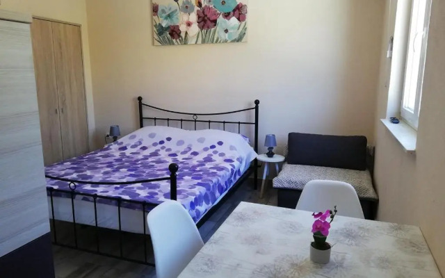 Studio apartman Palmira